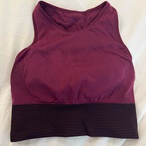 Lululemon sports bra